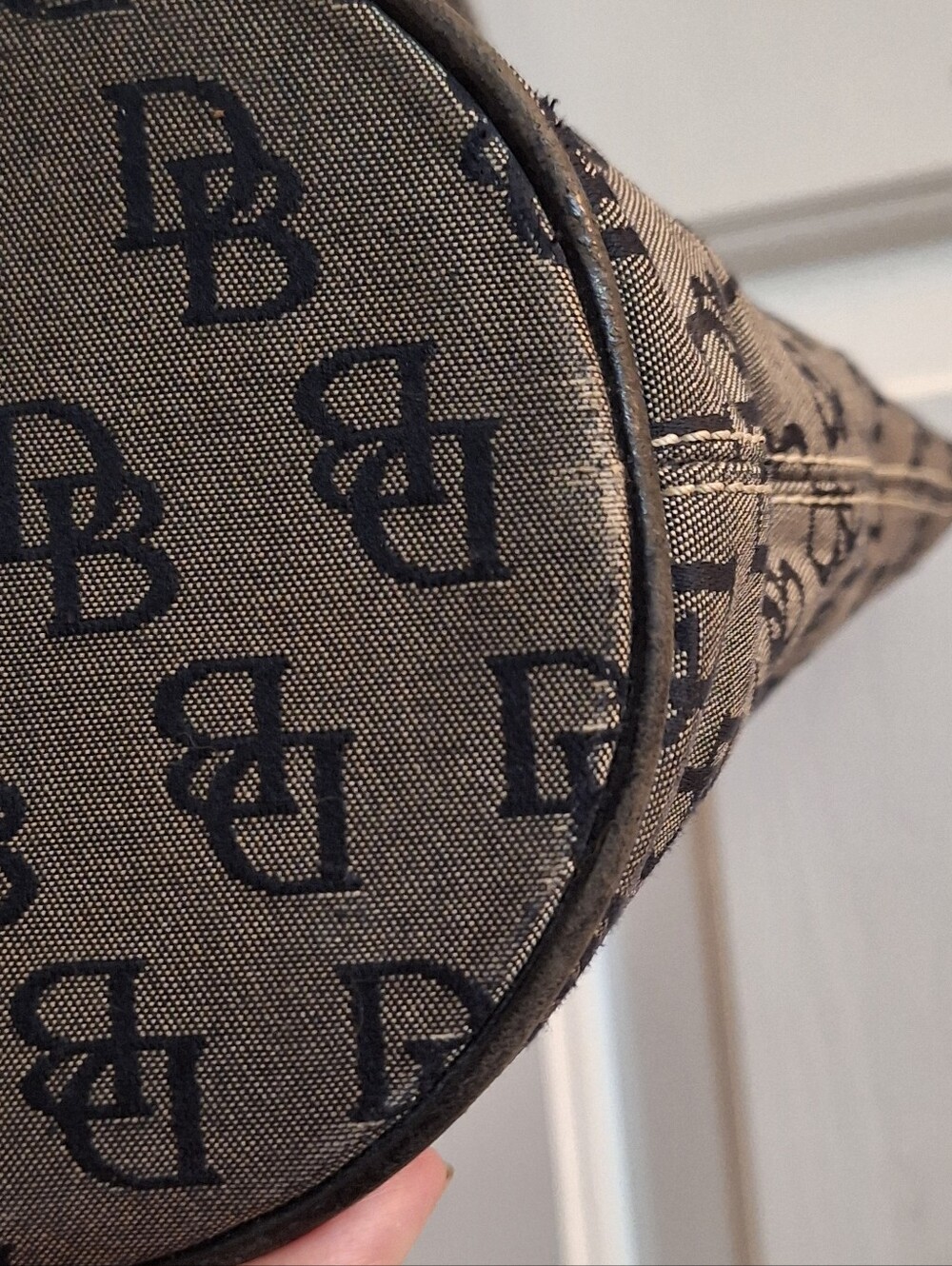 Dooney & Bourke Black Logo Canvas Bucket Tote Bag - Picture 15 of 17